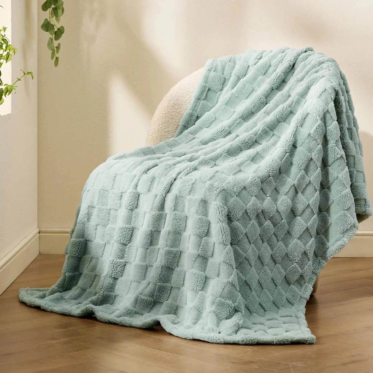 Dentdale Checkered Fleece Throw Blanket Soft Four Sizes