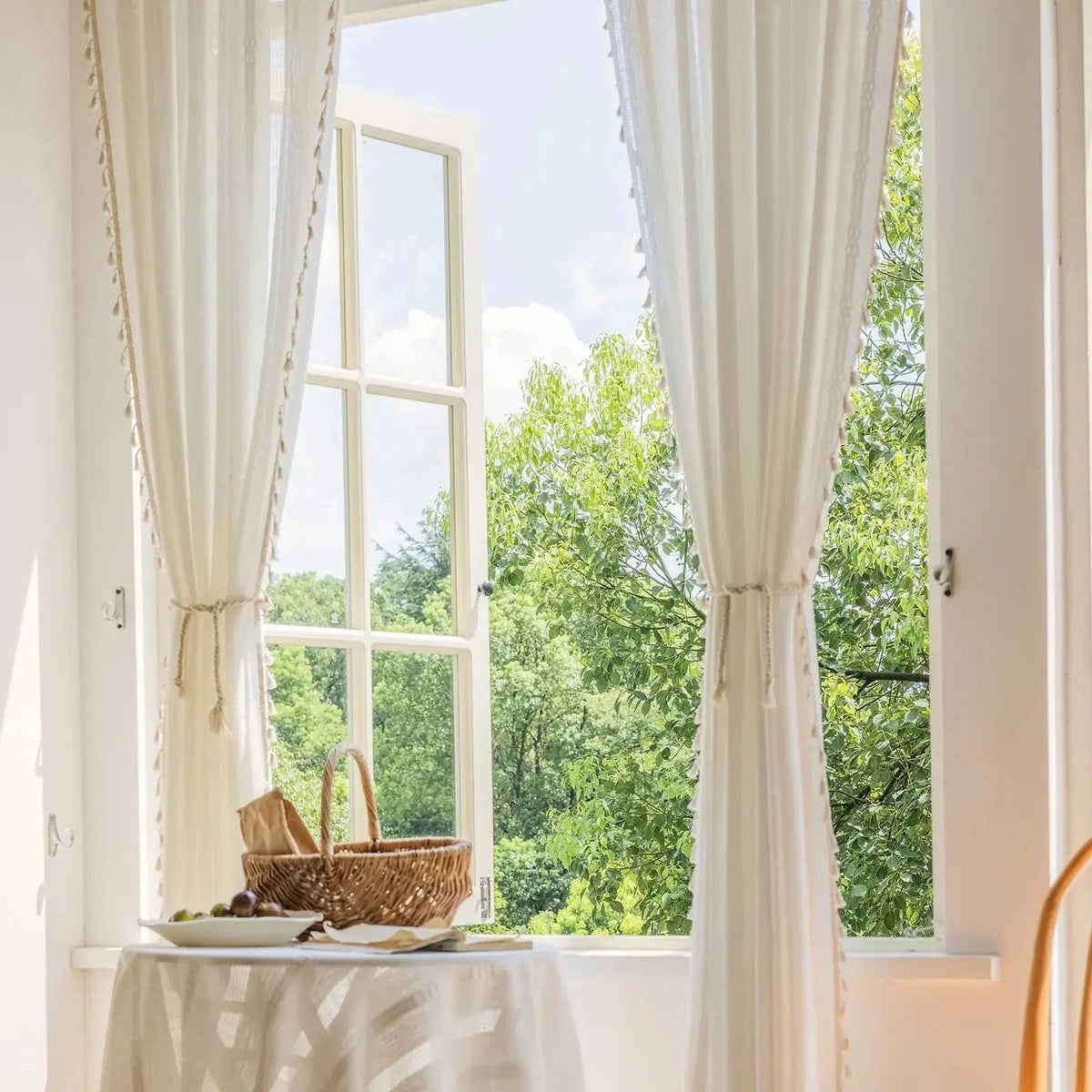 Thwaite Jacquard Sheer Tulle Curtain White Light Filtering