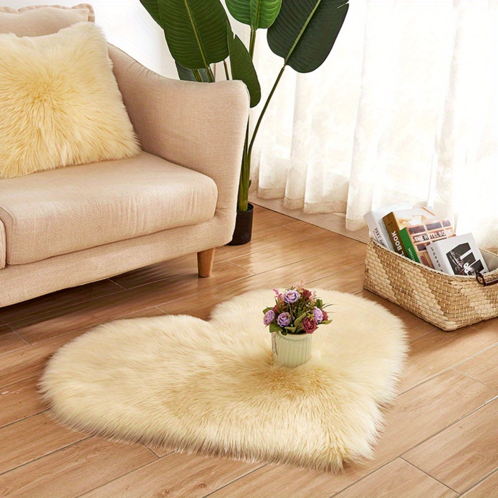 Lowther Heart Shaped Plush Rug Fluffy Washable Area Rug