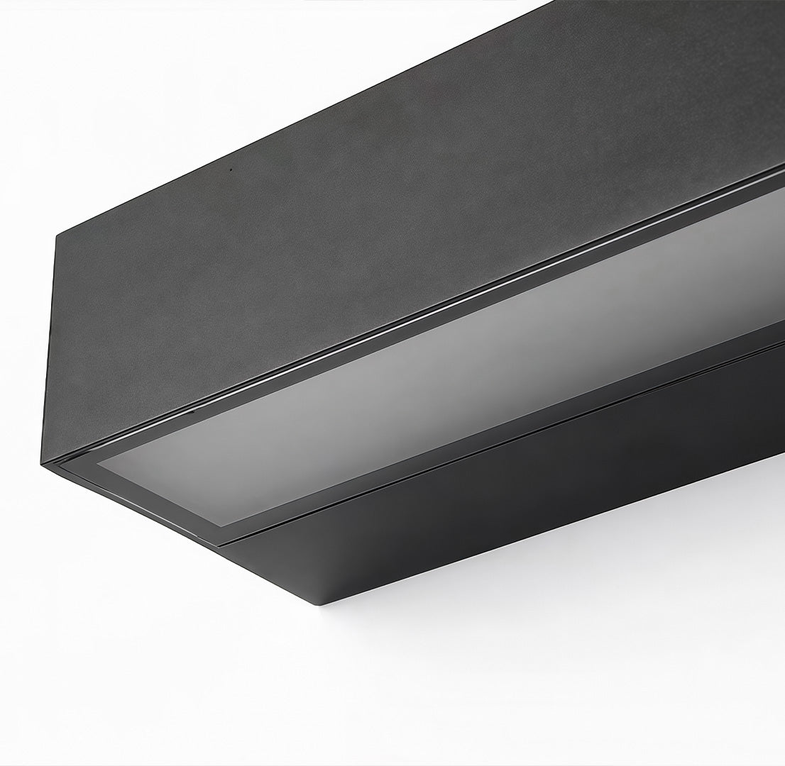 Bakewell Linear Porch Light LED Wall Washer Die-Cast IP65