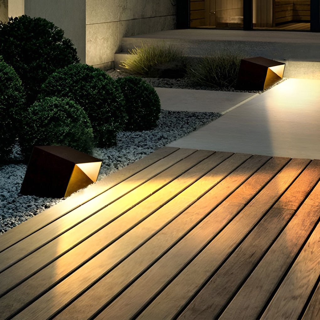 Hartland Cube Path Light Glass Geometric Garden Light