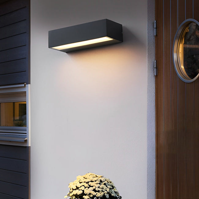 Bakewell Linear Porch Light LED Wall Washer Die-Cast IP65