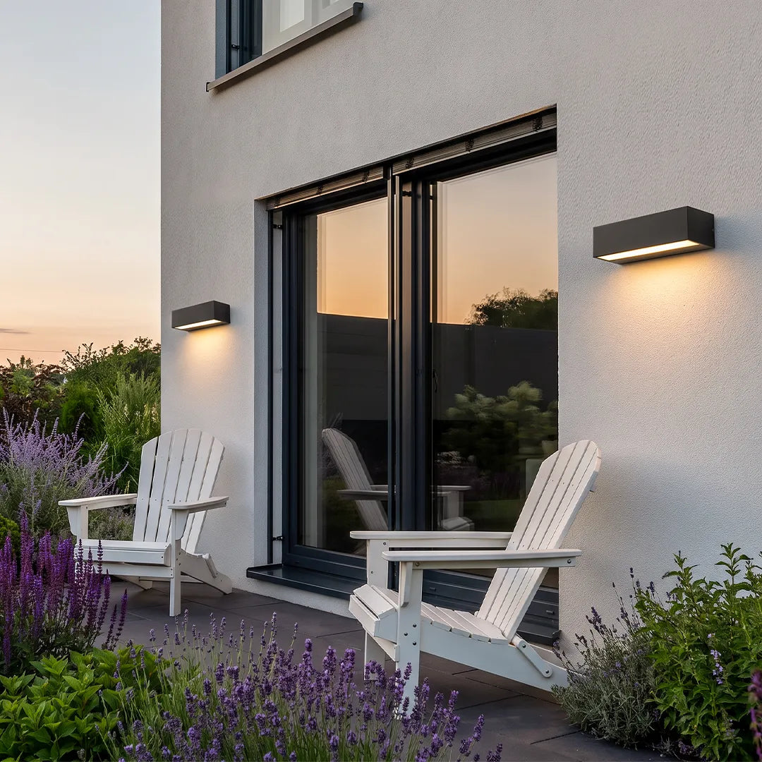 Bakewell Linear Porch Light LED Wall Washer Die-Cast IP65