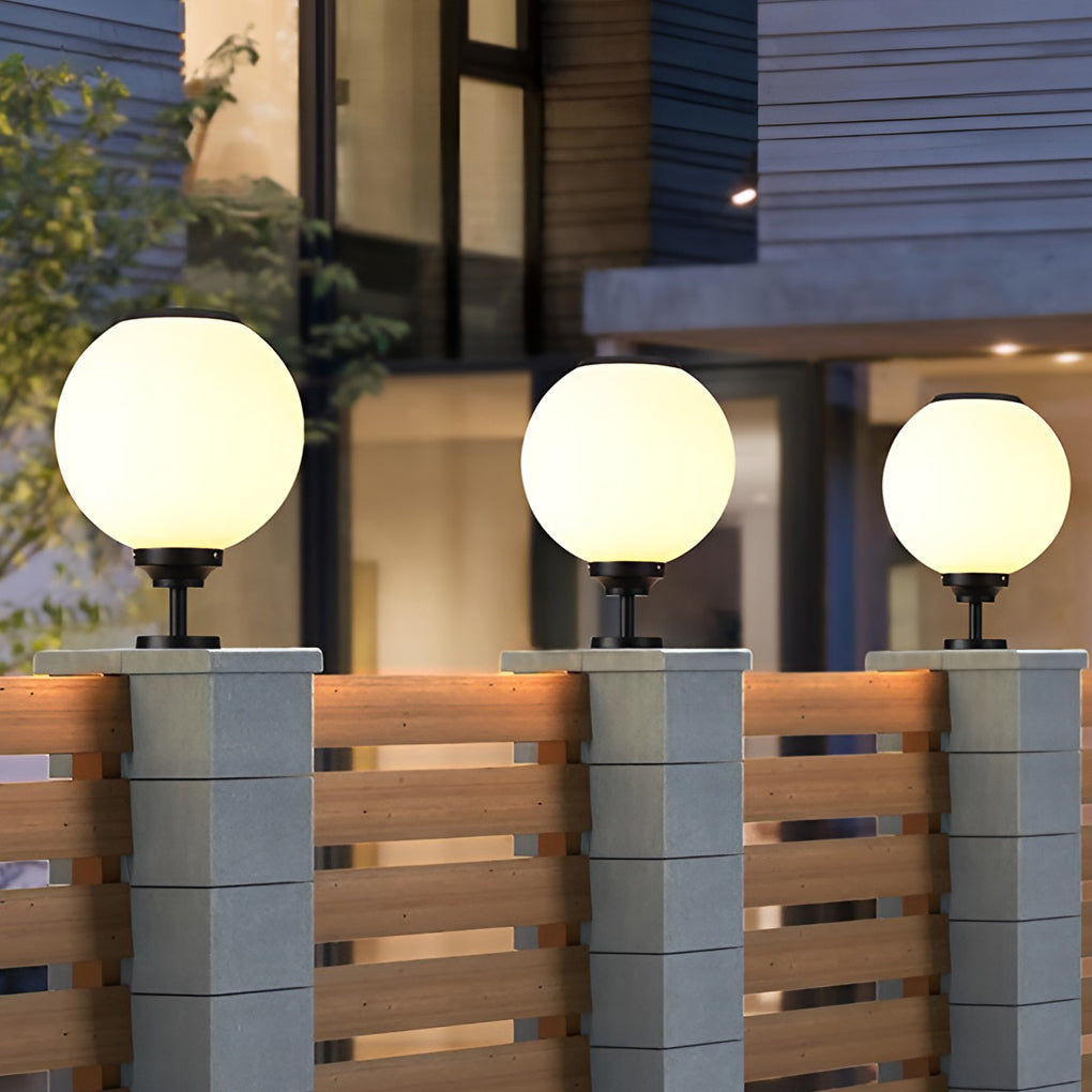 Hepple Solar Gate Pillar Light Black 3 Colour Settings