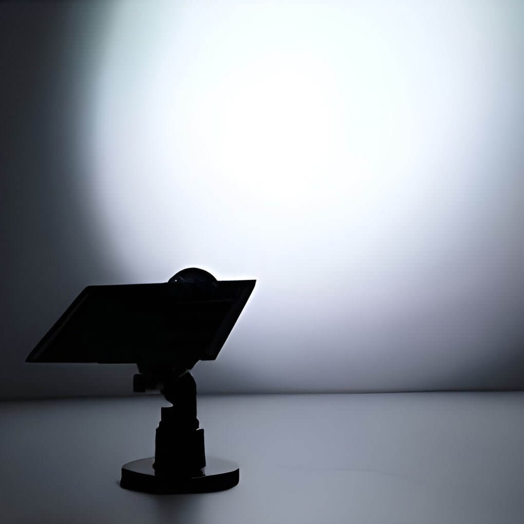 Pickering Solar Tree Spotlight Adjustable Head RGB Option